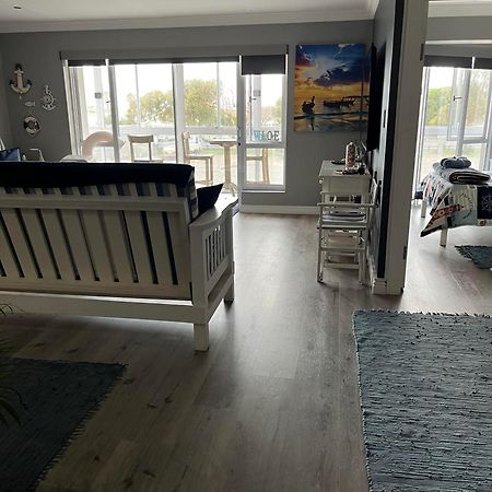 Modern Apartment Walking Distance To Main Beach Restaurants And Other Amenities Jeffreys Bay Exterior photo