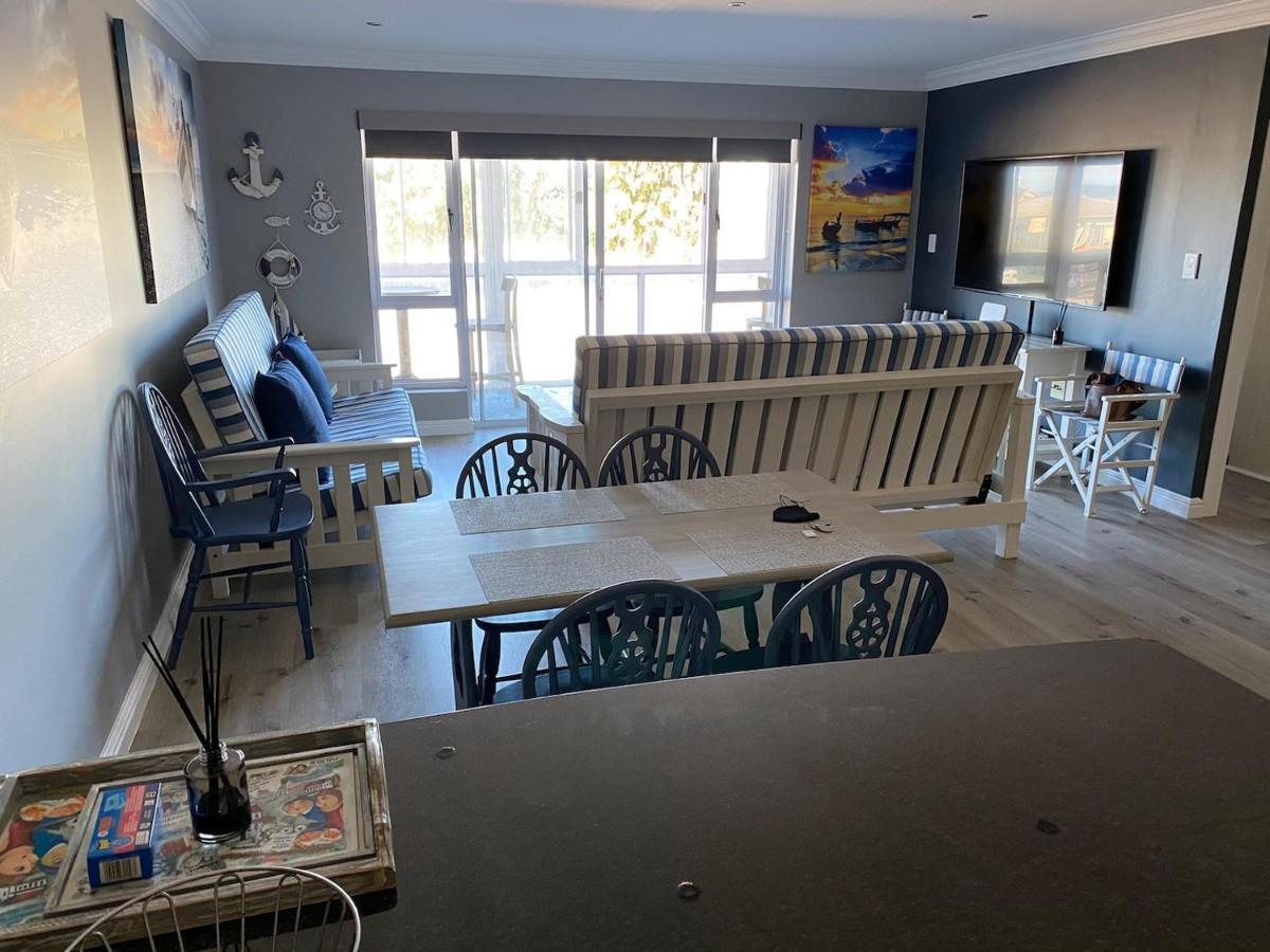 Modern Apartment Walking Distance To Main Beach Restaurants And Other Amenities Jeffreys Bay Exterior photo