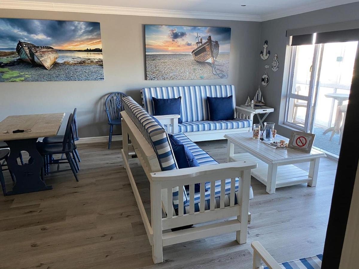 Modern Apartment Walking Distance To Main Beach Restaurants And Other Amenities Jeffreys Bay Exterior photo