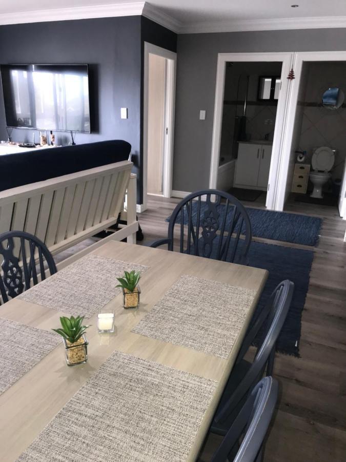 Modern Apartment Walking Distance To Main Beach Restaurants And Other Amenities Jeffreys Bay Exterior photo